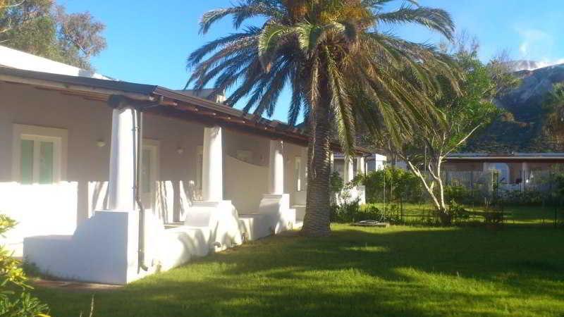 Residence I Pagghiari Bungalow Vulcano  Exterior photo